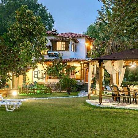 לריסוס Villa Palmera מראה חיצוני תמונה