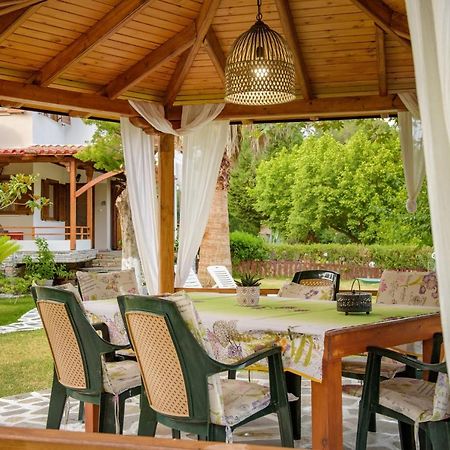 לריסוס Villa Palmera מראה חיצוני תמונה