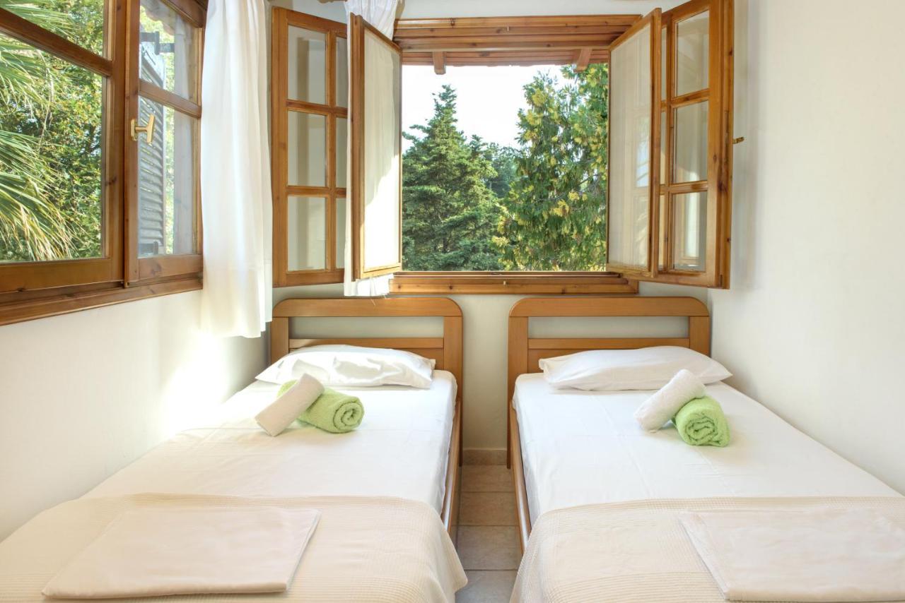 לריסוס Villa Palmera מראה חיצוני תמונה
